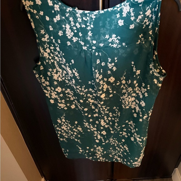 Christina B Teal Floral tank top - Picture 2 of 2